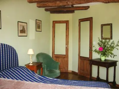 Plan de l'établissement Maison spacieuse avec jardin à Morannes sur Sarthe