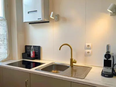 Cuisine ou kitchenette dans l'établissement Bon Blois, cosy et charmant face à la Loire