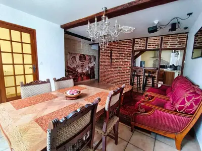 Coin salon dans l'établissement Maison Royale - Idéalement située à Blois