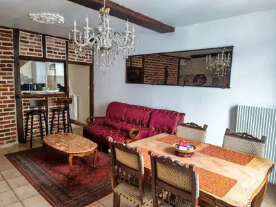 Coin salon dans l'établissement Maison Royale - Idéalement située à Blois