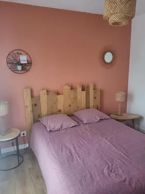 Un ou plusieurs lits dans un hébergement de l'établissement Chambre B&B - proche circuit 24 heures du Mans