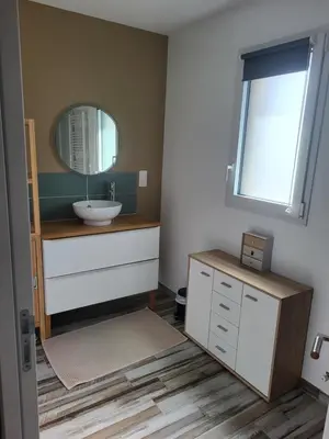Salle de bains dans l'établissement Chambre B&B - proche circuit 24 heures du Mans