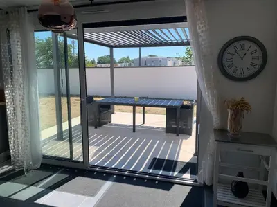 Balcon ou terrasse dans l'établissement Maison contemporaine en plein cœur de la Touraine