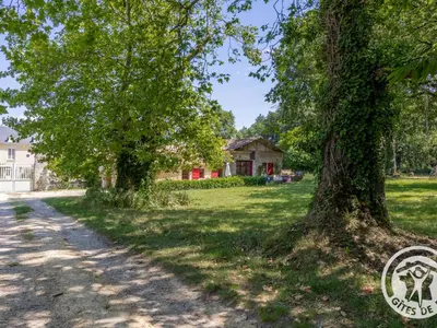 Jardin de l'établissement Maison charmante près de Montreuil Bellay avec Wifi et Animaux admis - FR-1-622-53