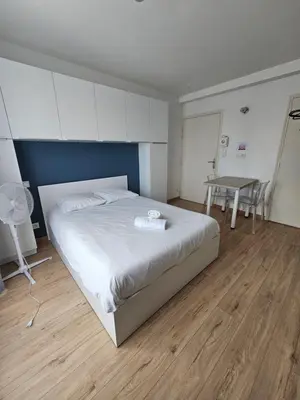 Un ou plusieurs lits dans un hébergement de l'établissement Studio Grammont 3