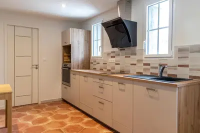 Cuisine ou kitchenette dans l'établissement Gîte au bord du Cher 