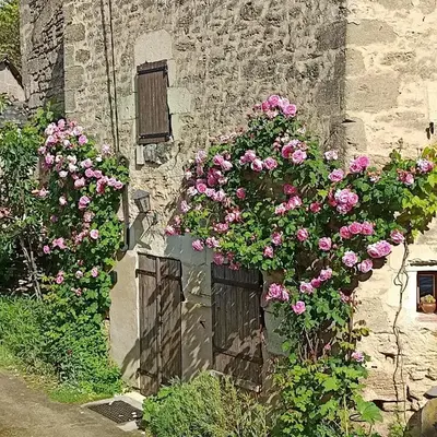 les trois grandes portes