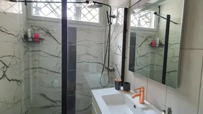 Salle de bains dans l'établissement Escapade blésoise