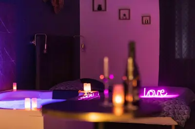 Plan de l'établissement * Spa & Détente # Suite Privée # Tours # Netflix *