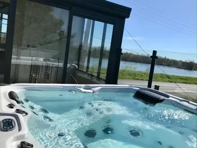 Plan de l'établissement Jacuzzi et Vue sur Loire - Maison d'hôtes L'Odyssée