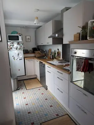 Cuisine ou kitchenette dans l'établissement B&B during the 24Hours week / Le Mans Legend
