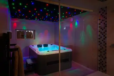 Spa ou équipements de bien-être de l'établissement Pour Toi et Moi - Loveroom