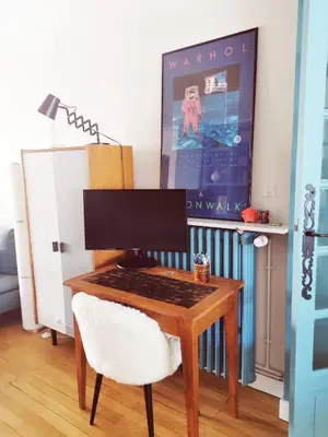 Télévision ou salle de divertissement dans l'établissement Grand Appartement Familial, Tours Centre, Parking